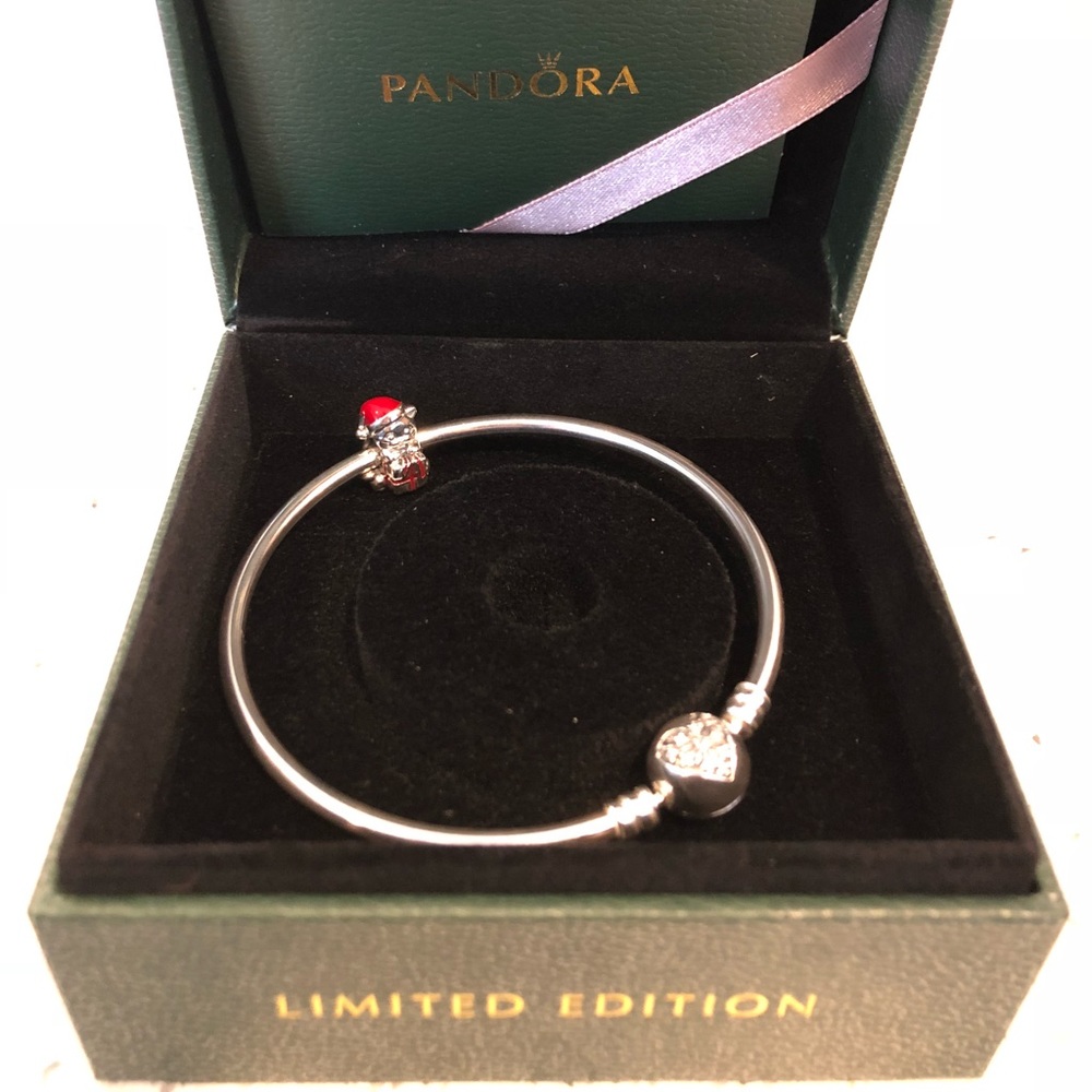 pandora Heart of Winter bangle